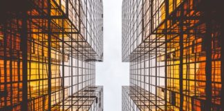 Institutional investors continue to accumulate Bitcoin grayscale